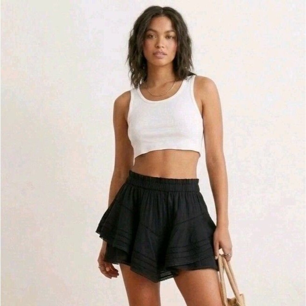 Aerie Rock N Ruffle Skort Small Black Tiered Eyelet Lace Trim Mini Skirt Shorts